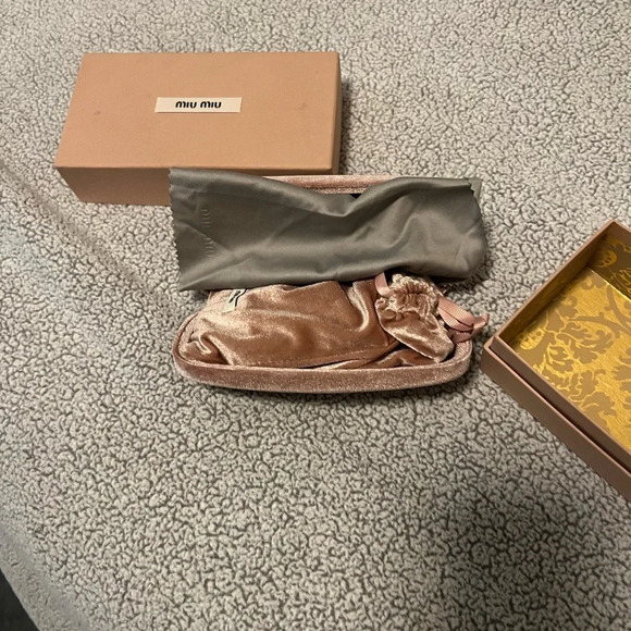 Miu Miu Sunglases - Picture 4 of 6